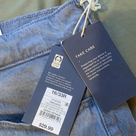 Universal Thread Washed Denim Straight Leg Jeans - Picture 3 of 6